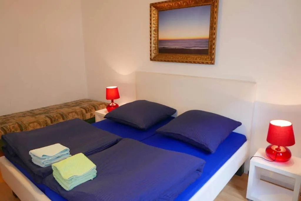 Mitten In Mitte, Ideal Fur Familien Appartamento Berlino
