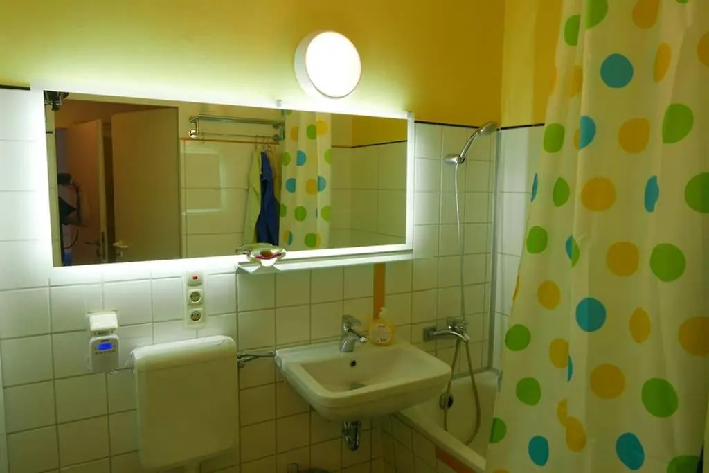 Mitten In Mitte, Ideal Fur Familien Appartamento Berlino