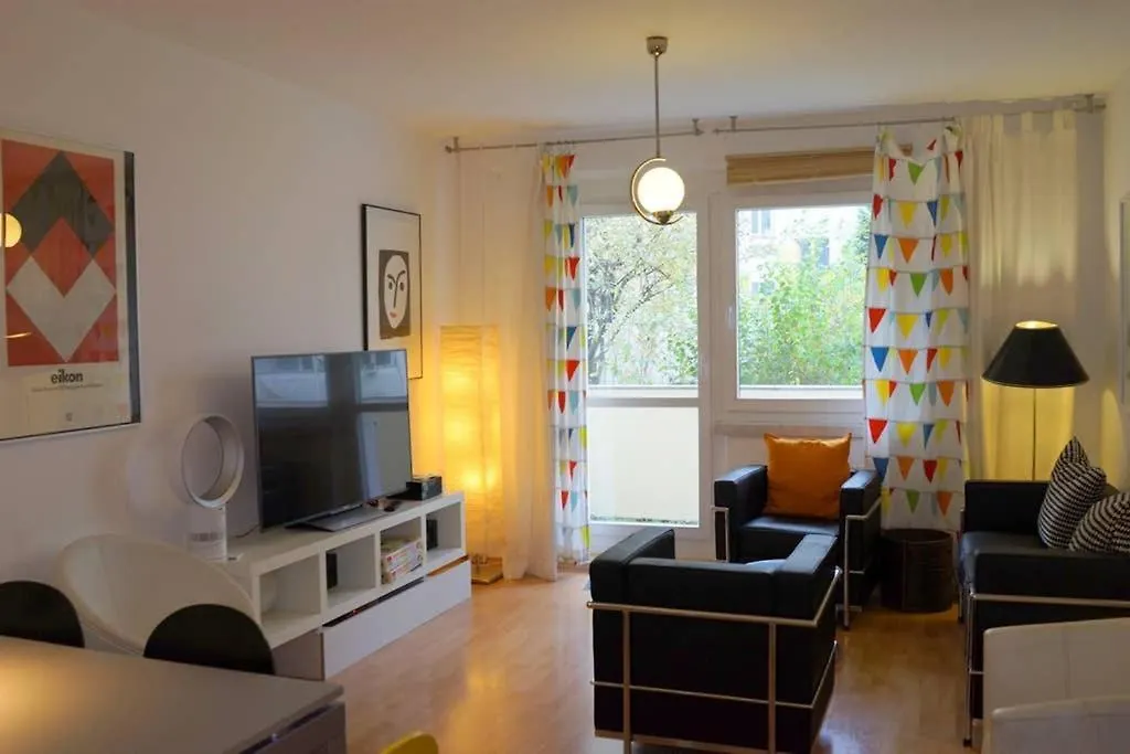 Mitten In Mitte, Ideal Fur Familien Appartamento Berlino