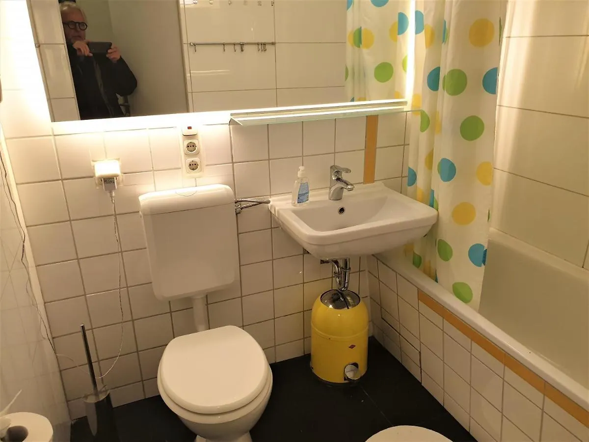 Mitten In Mitte, Ideal Fur Familien Appartamento Berlino